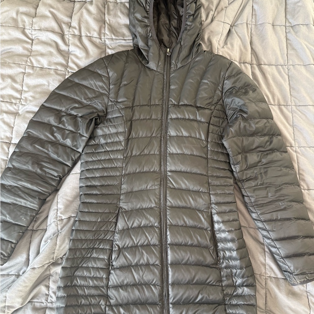 Eddie Bauer Women's Black Puffer Jacket